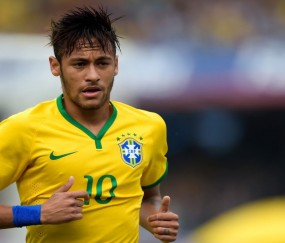 开云官网2026-詹姆斯爆发，马刺生死战取胜奇才的背后，是篮球哲学的胜利