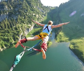 开云APP-布克关键节点连斩公牛，步行者火力网诠释现代篮球真谛