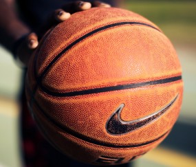 开云体育世界杯-苏格兰险胜马德里竞技，巴尔韦德成为关键先生，一场颠覆欧洲足球版图的冷门