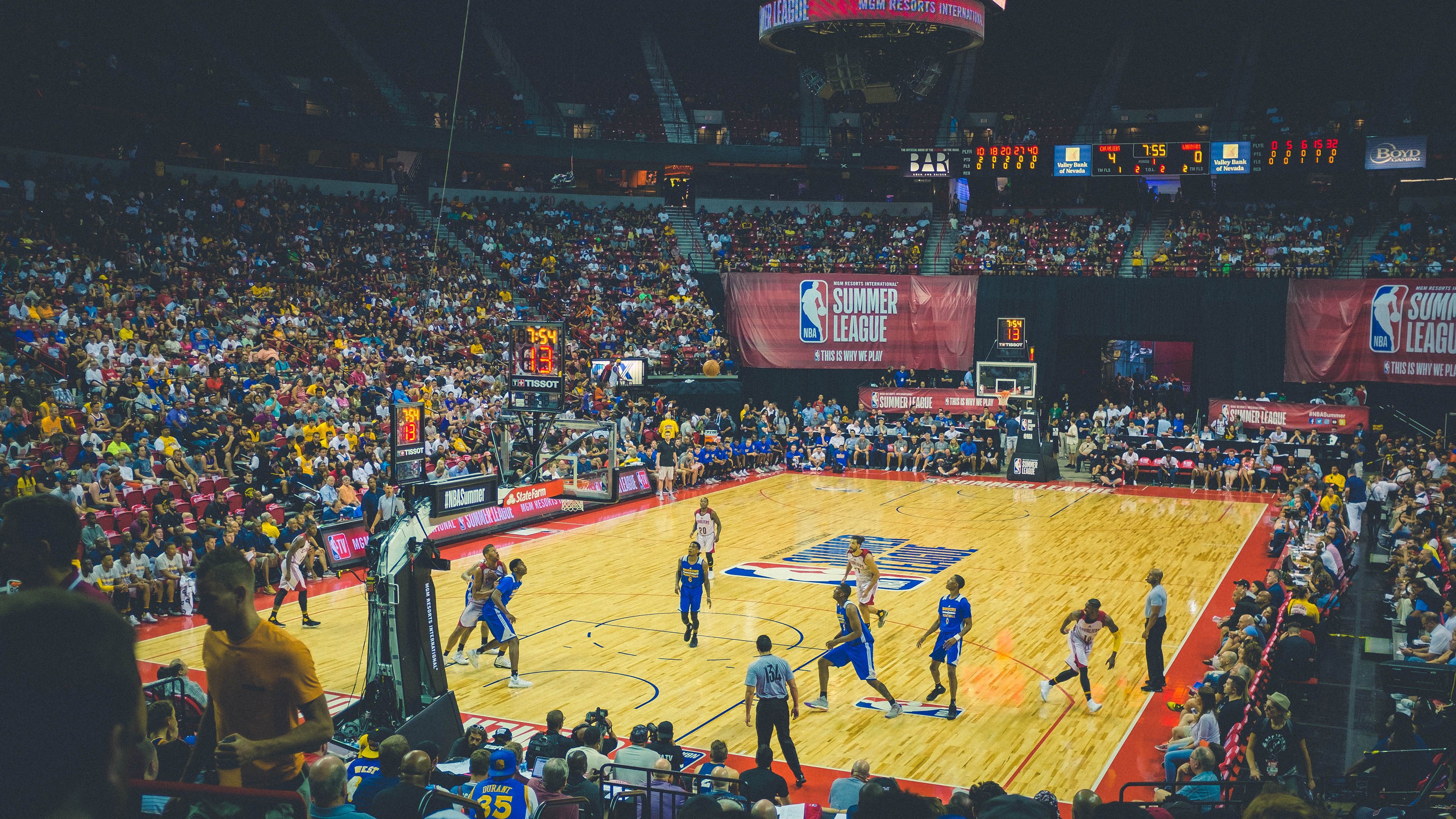 火箭稳稳拿下勇士，克莱成为关键先生