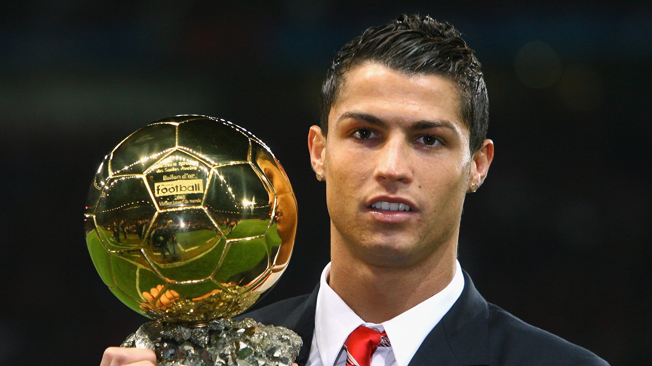 老鹰末节风暴撕碎马刺，锡安在质疑废墟中站成山岳