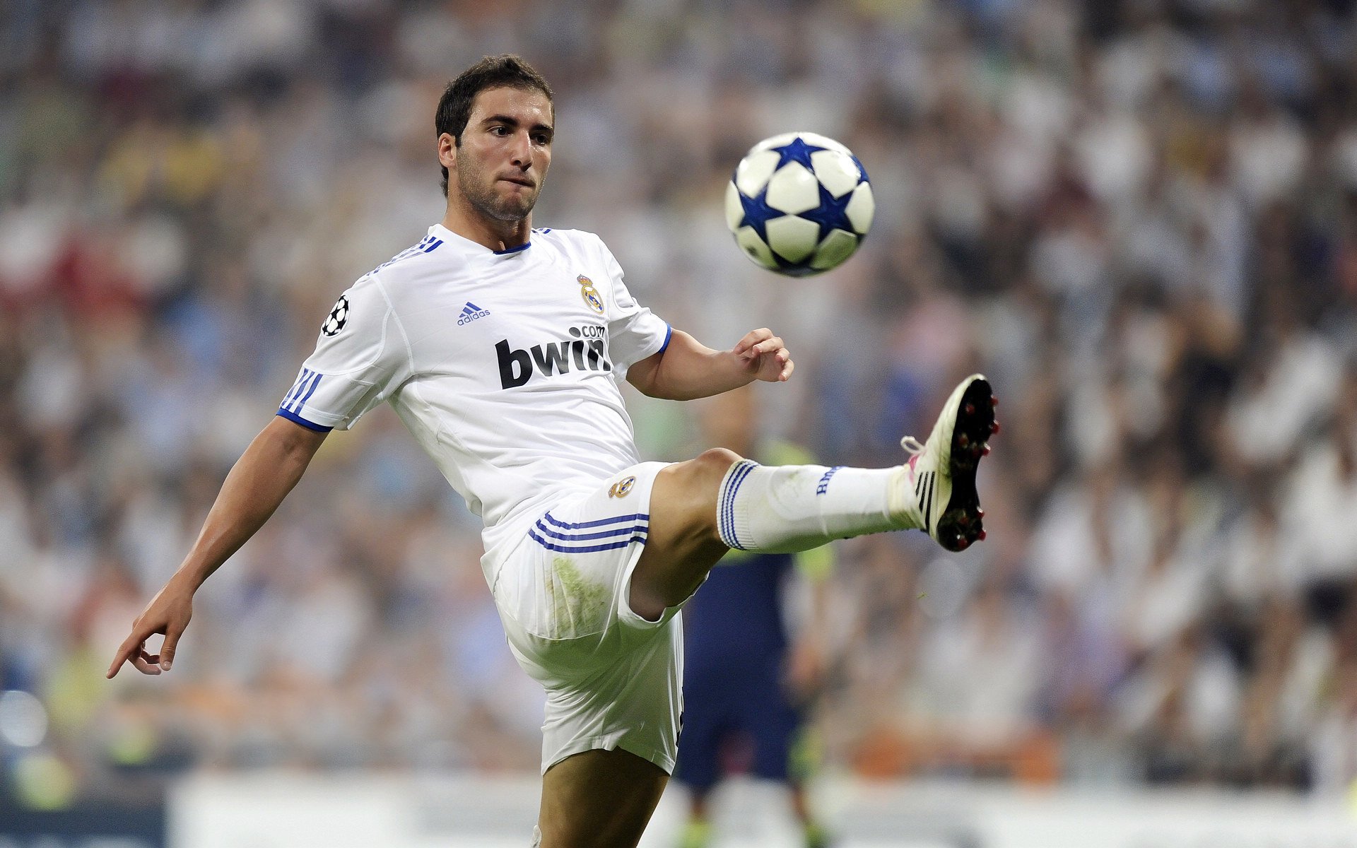 库里,欧冠决赛之夜的跨时空价值