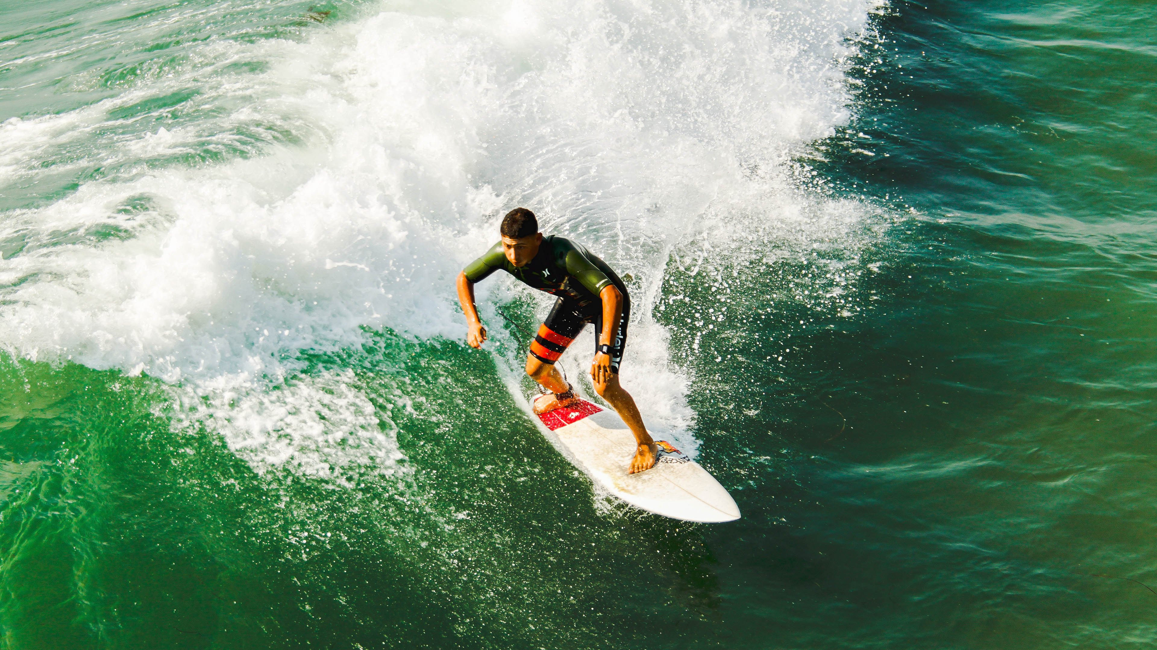 基耶萨冠军级表现，洪都拉斯一波带走马里，足球世界的降维打击与秩序裂痕
